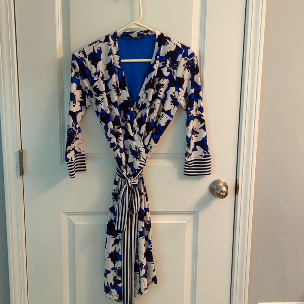 THE LIMITED wrap dress